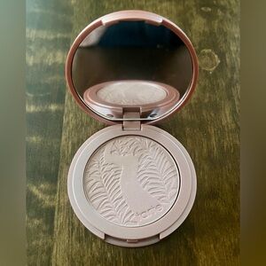 Tarte Amazonian Clay 12-Hour Blush, Exposed